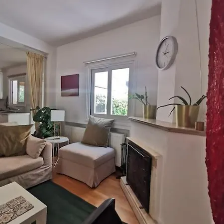 Cozy Family Λατσιά